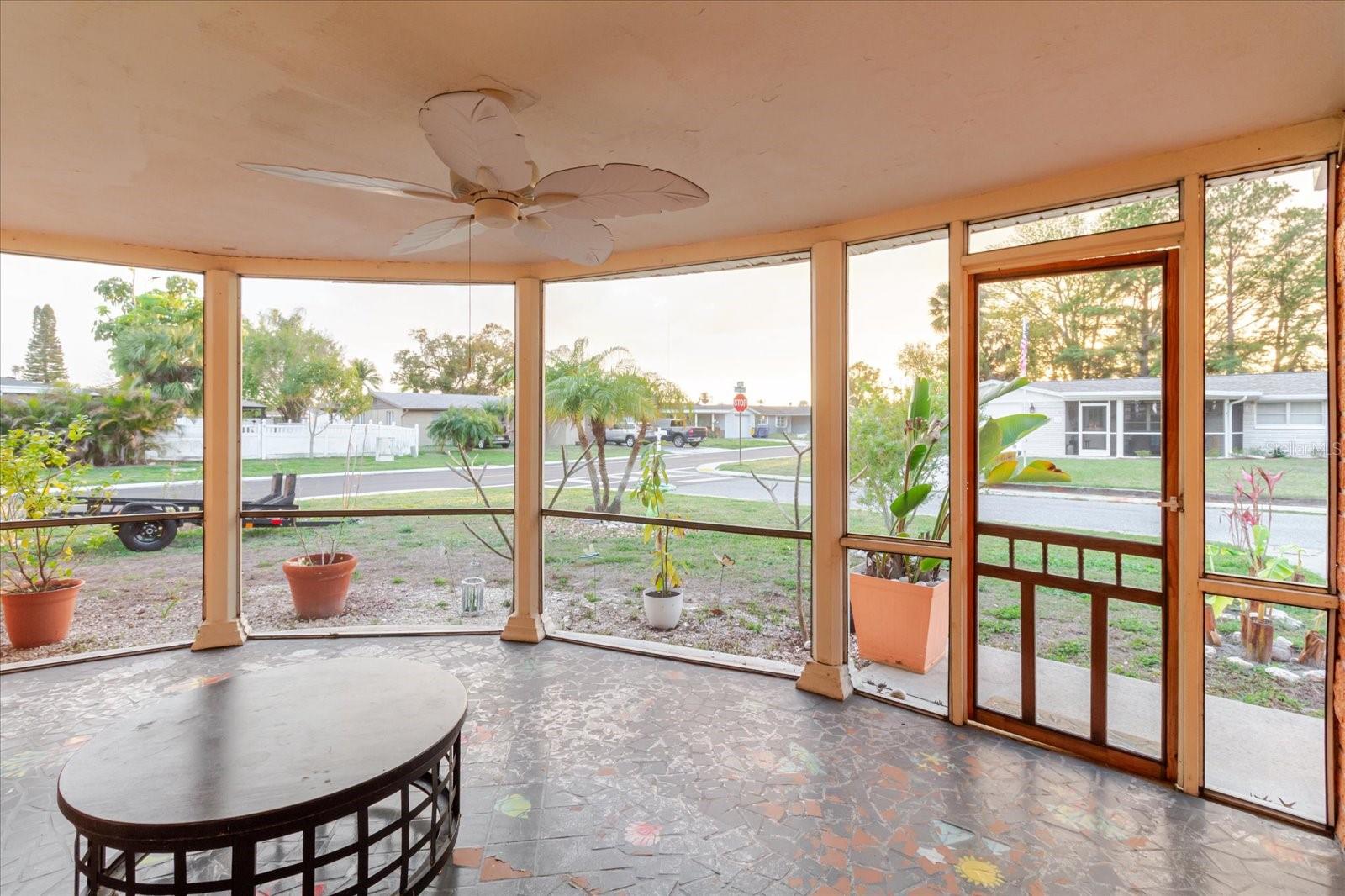 ALOHA GARDENS - Residential