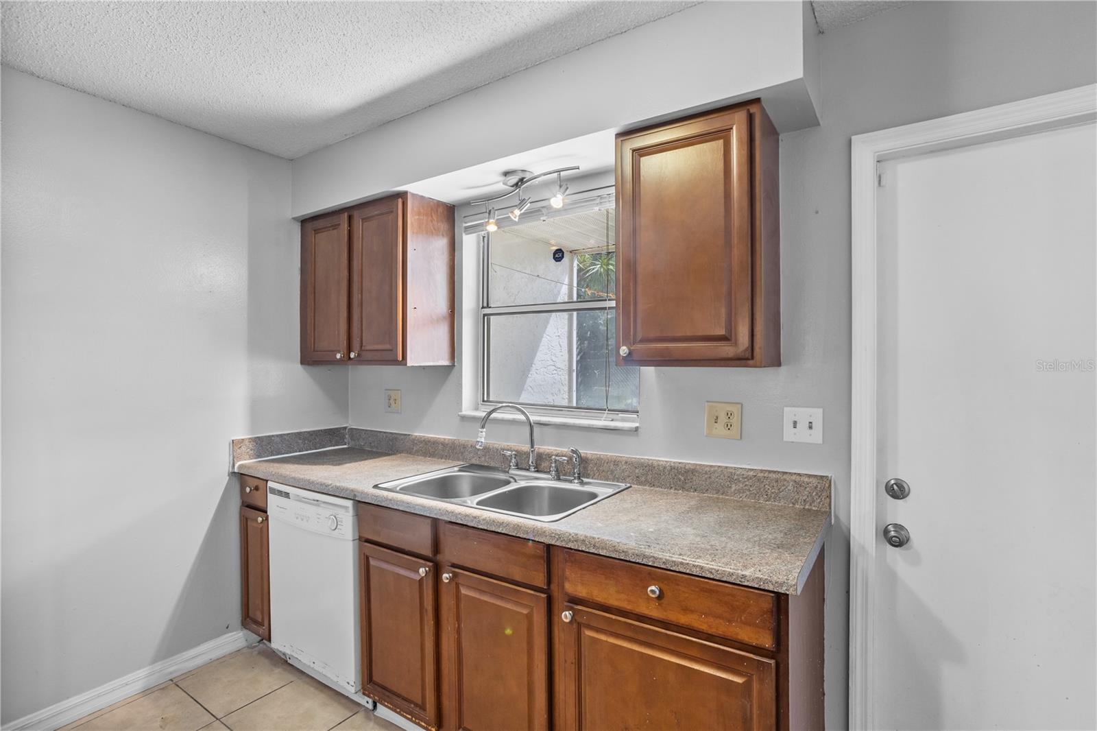 BERMUDA PALMS CONDO - Residential
