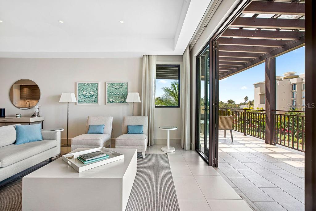 LAS VENTANAS II CONDOMIUM - Residential