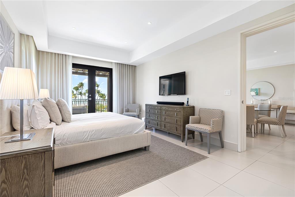 LAS VENTANAS II CONDOMIUM - Residential