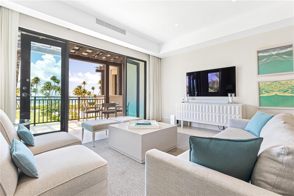 LAS VENTANAS II CONDOMIUM - Residential