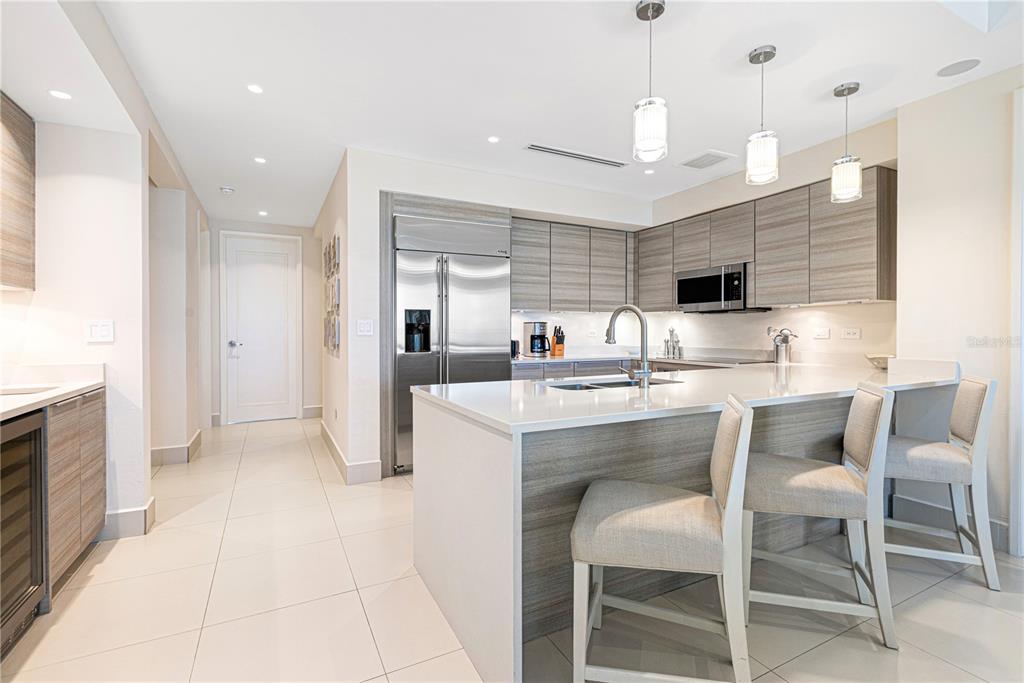 LAS VENTANAS II CONDOMIUM - Residential