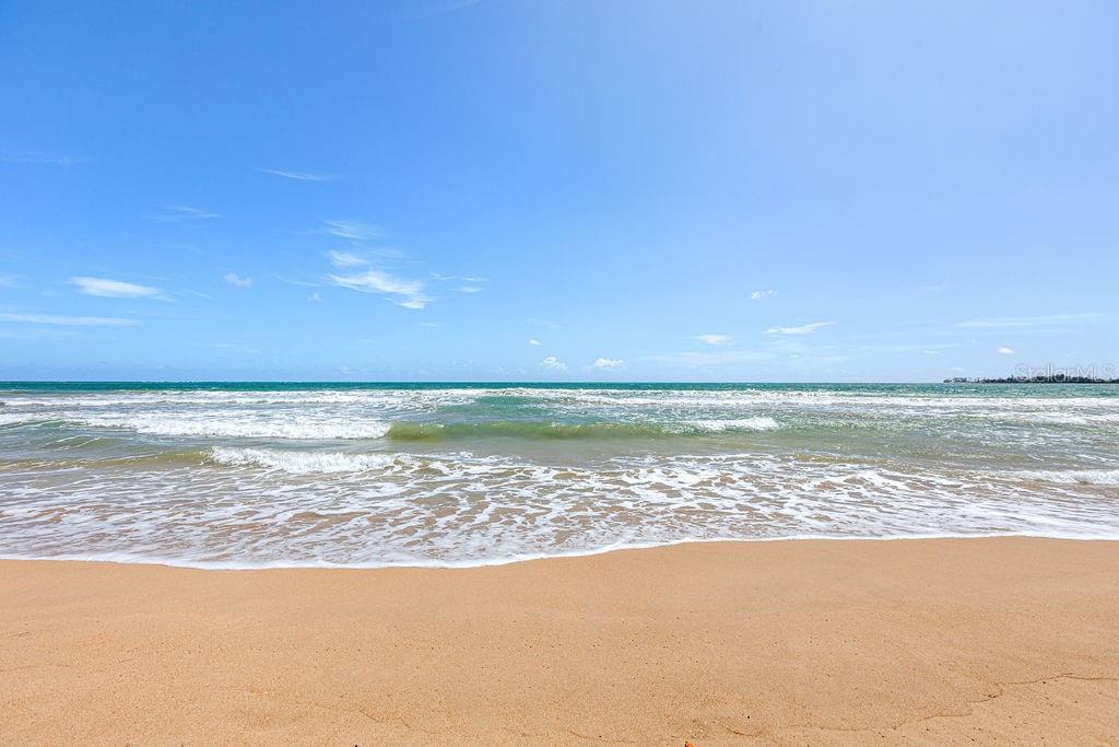 LAS VENTANAS II CONDOMIUM - Residential