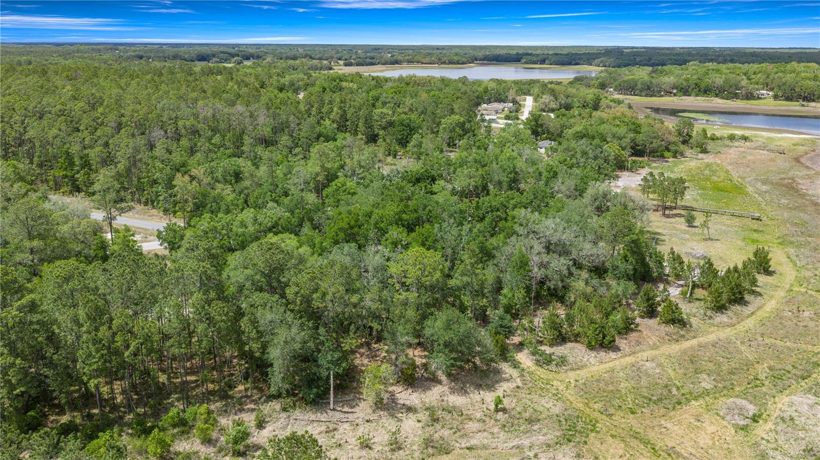 RAINBOW LAKES ESTATE - Land