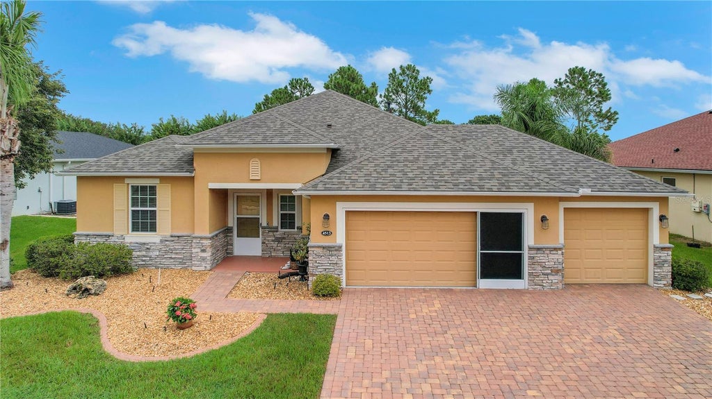 Photo of 4513 Antietam Creek Trail, Leesburg, FL 34748 (MLS # G5118406)