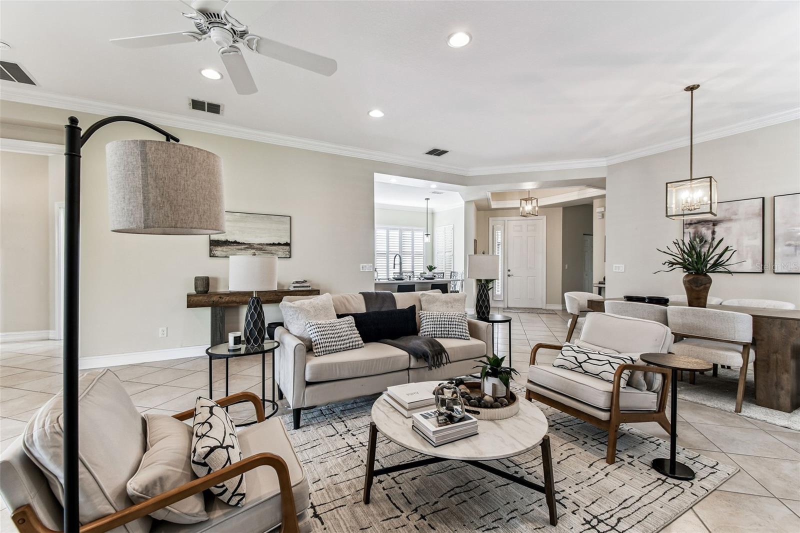 VALENCIA LAKES TR H PH 1 - Residential