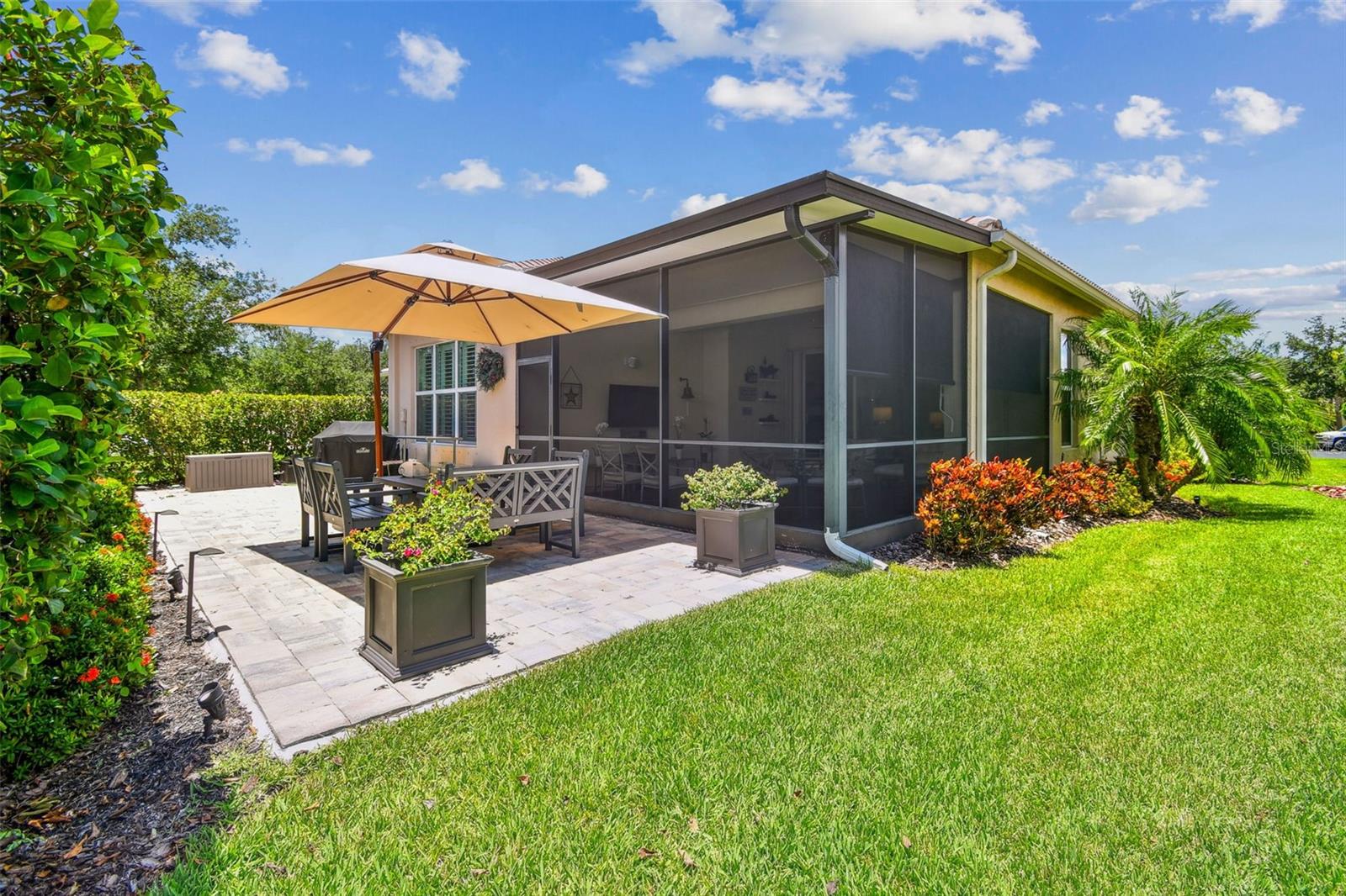 VALENCIA LAKES TR H PH 1 - Residential