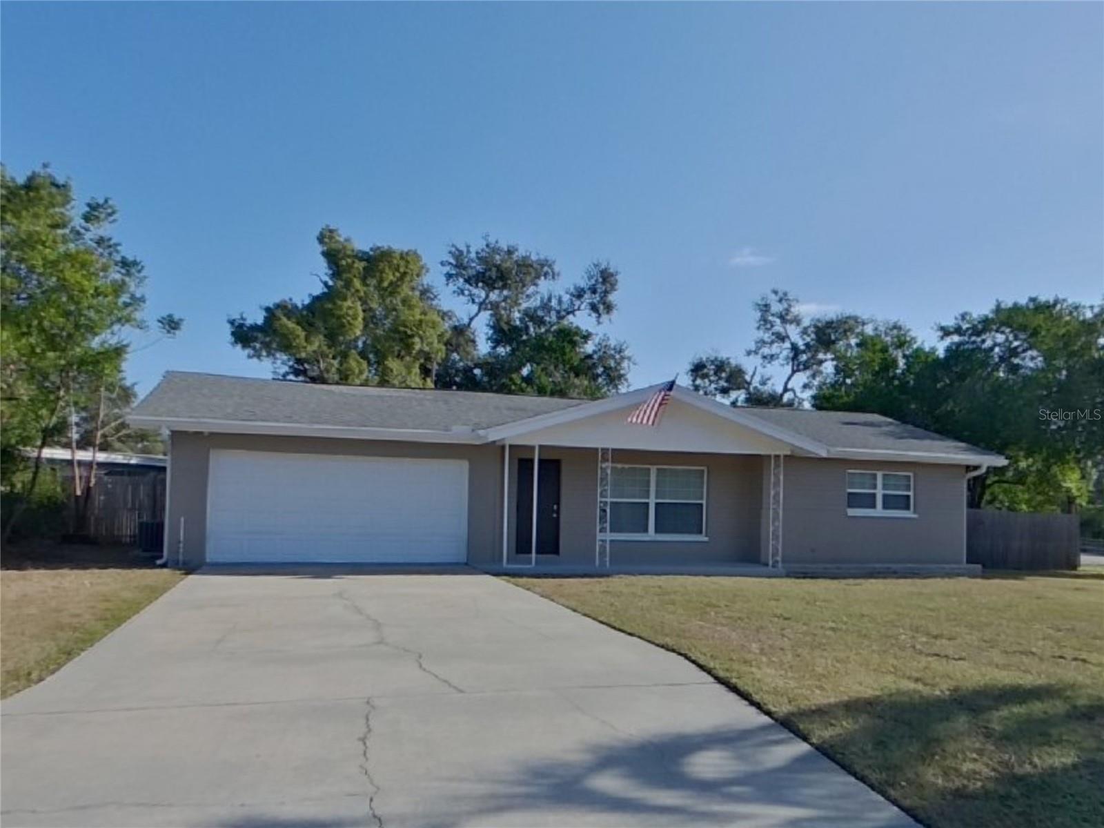 PINELLAS TERRACE - Residential Lease