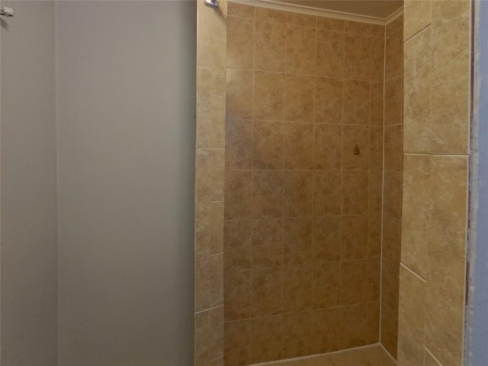 PINELLAS TERRACE - Residential Lease