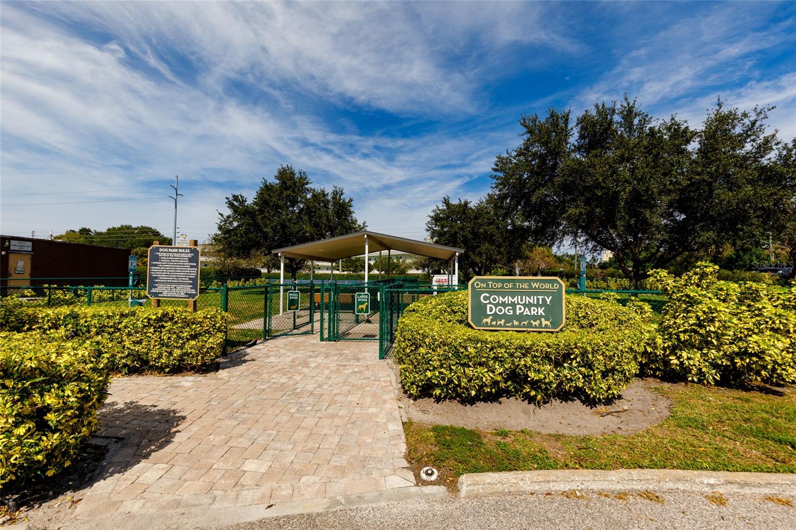 ON TOP OF THE WORLD - Residential