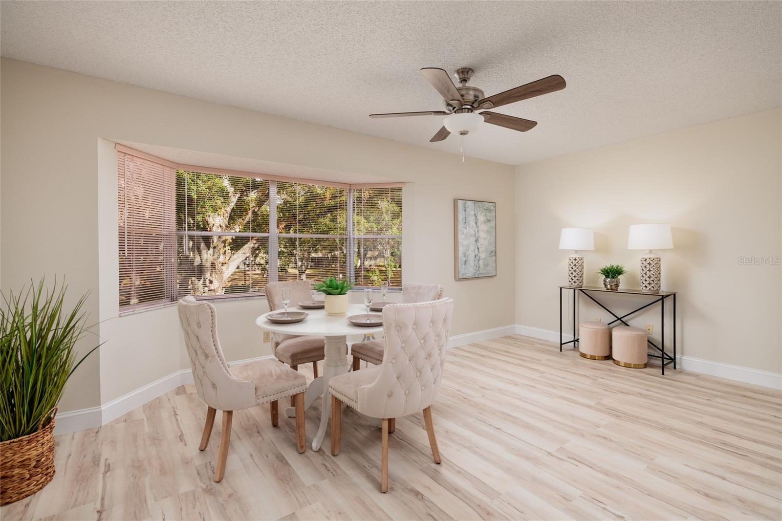 ON TOP OF THE WORLD - Residential