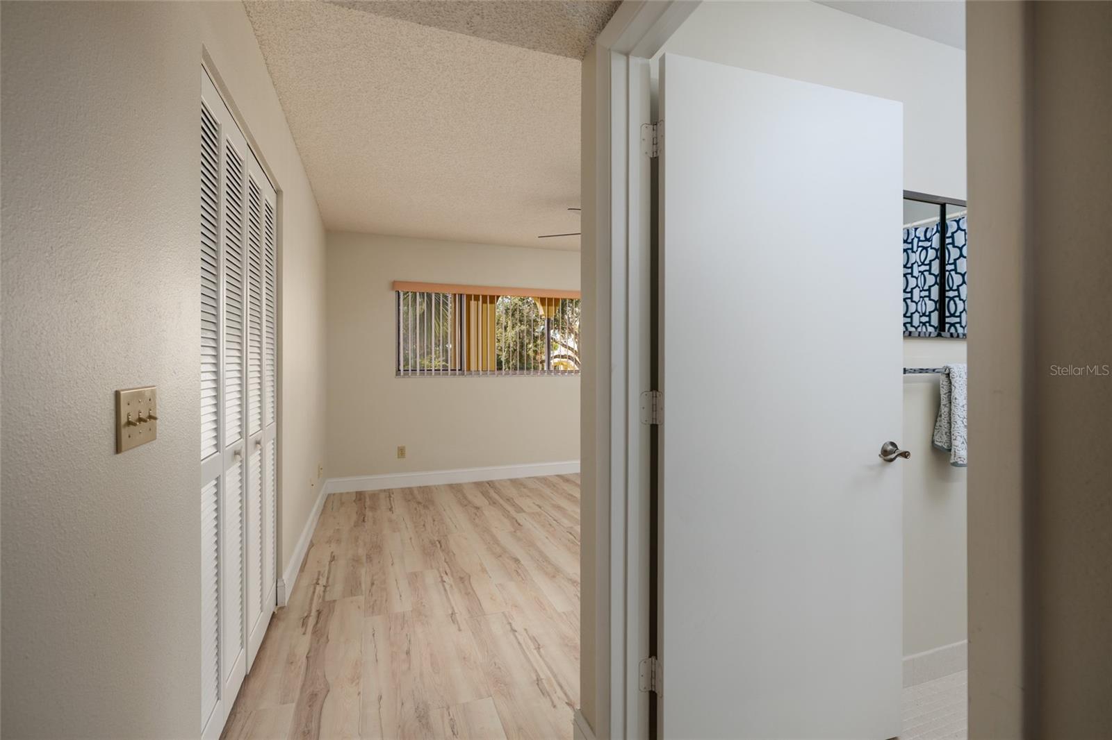 ON TOP OF THE WORLD - Residential