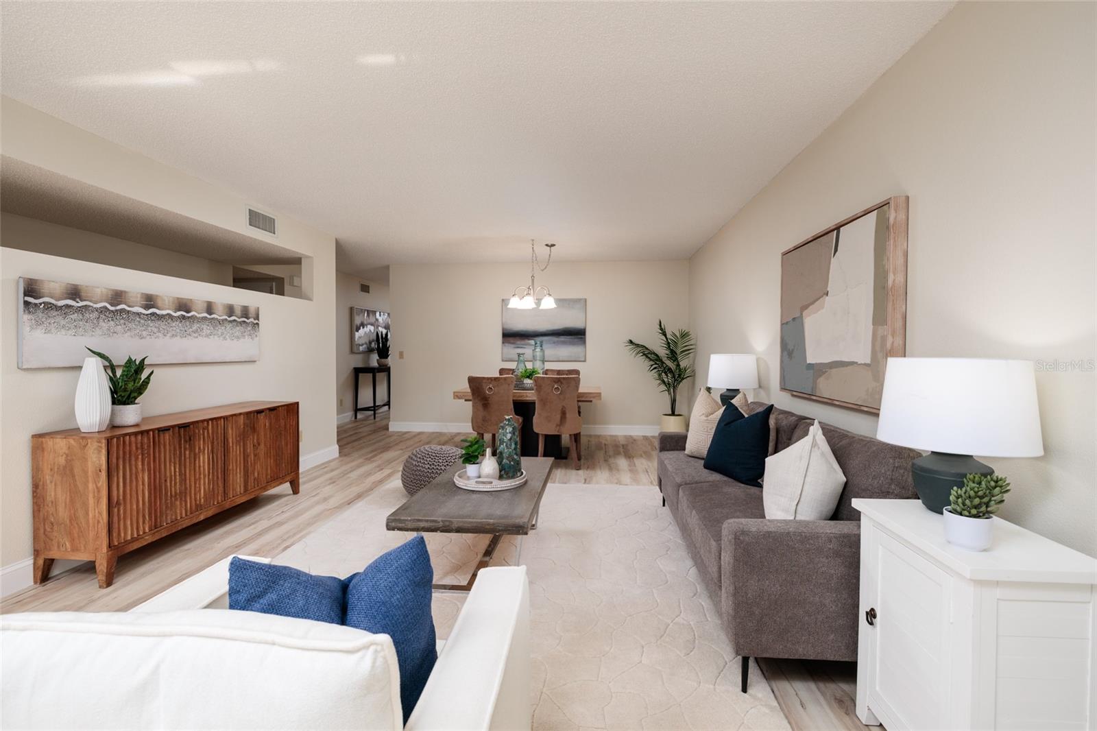 ON TOP OF THE WORLD - Residential