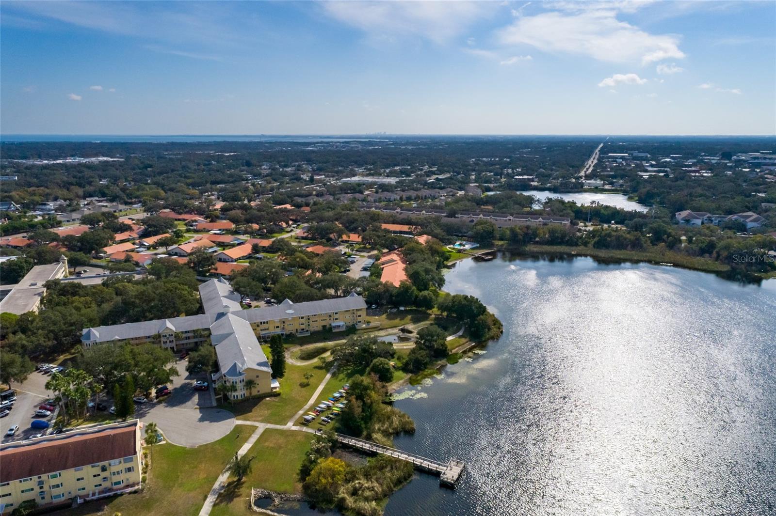 ON TOP OF THE WORLD - Residential