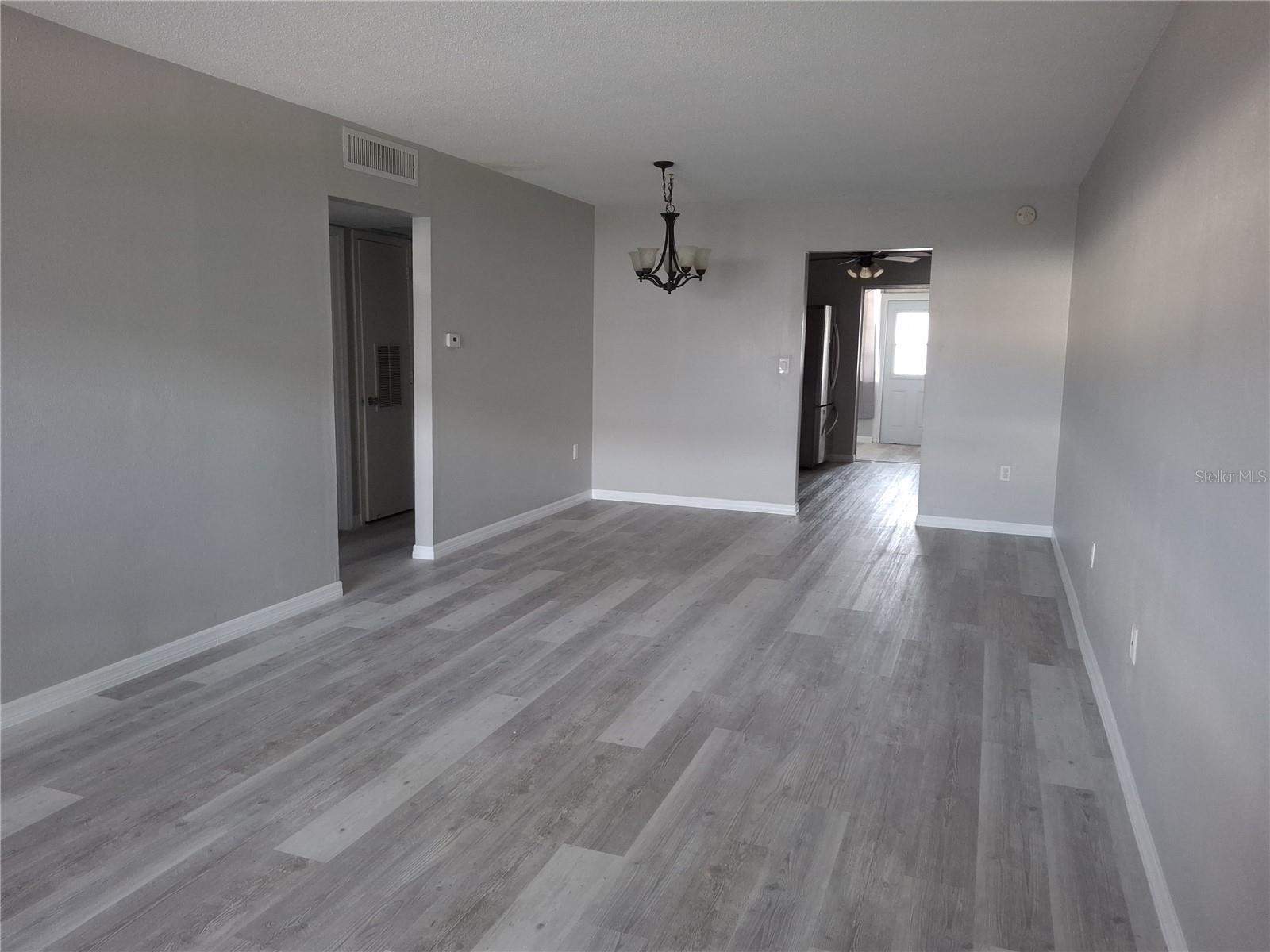 DISSTON REGENCY APTS CONDO - Residential Lease