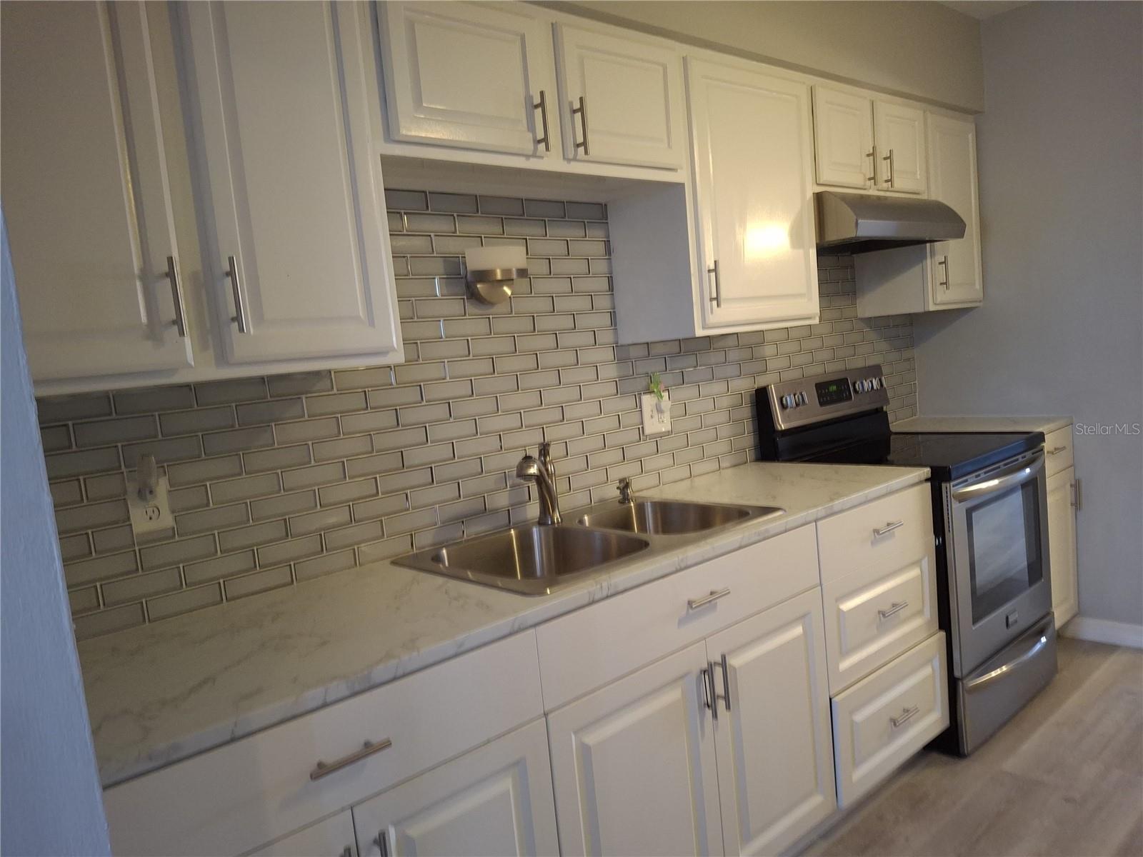 DISSTON REGENCY APTS CONDO - Residential Lease