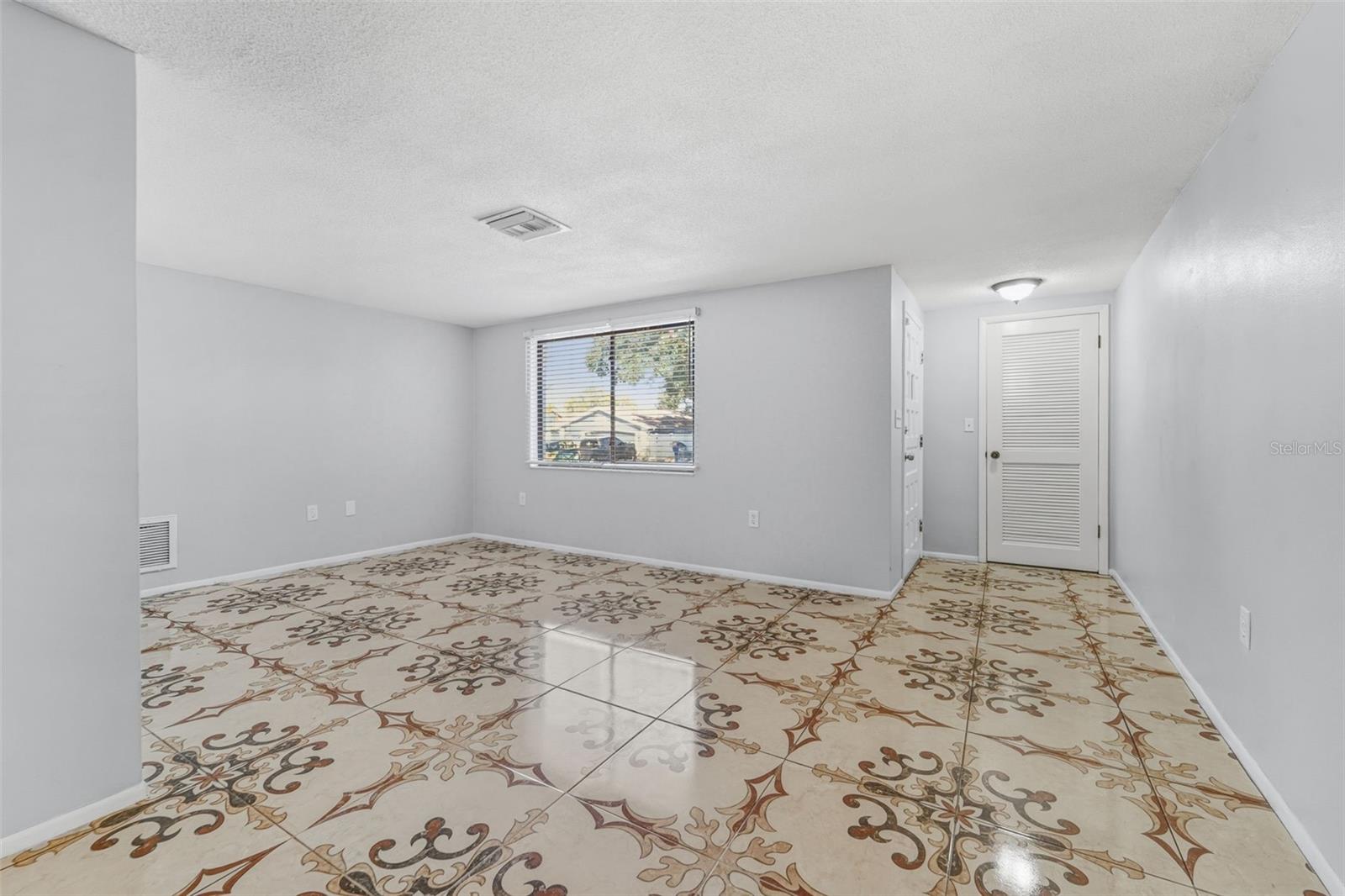 EMBASSY HILLS - Residential Lease