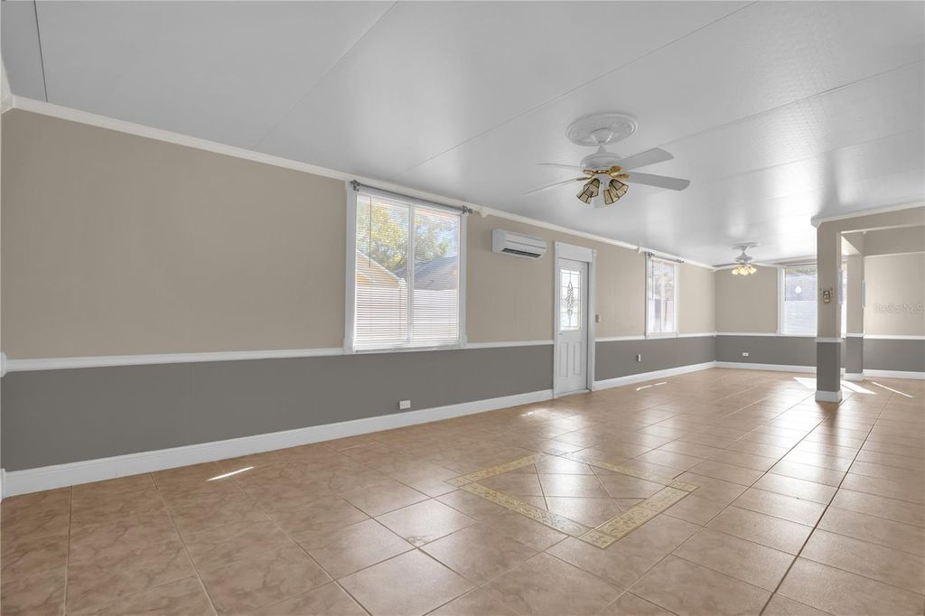 Photo of 1512 Lalique Lane, Orlando, FL 32828 (MLS # O6397055)