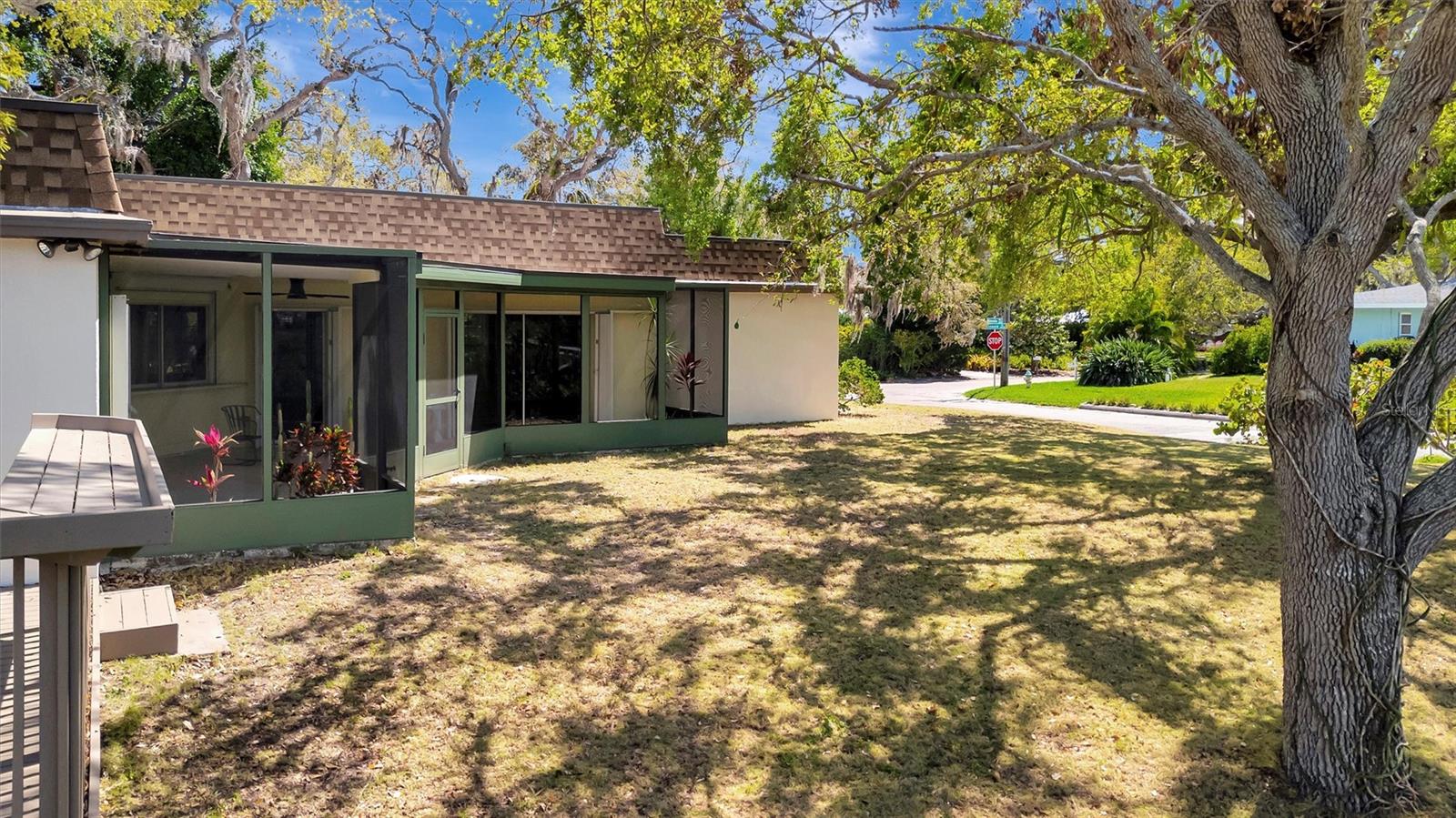 SOUTH GATE - Residential