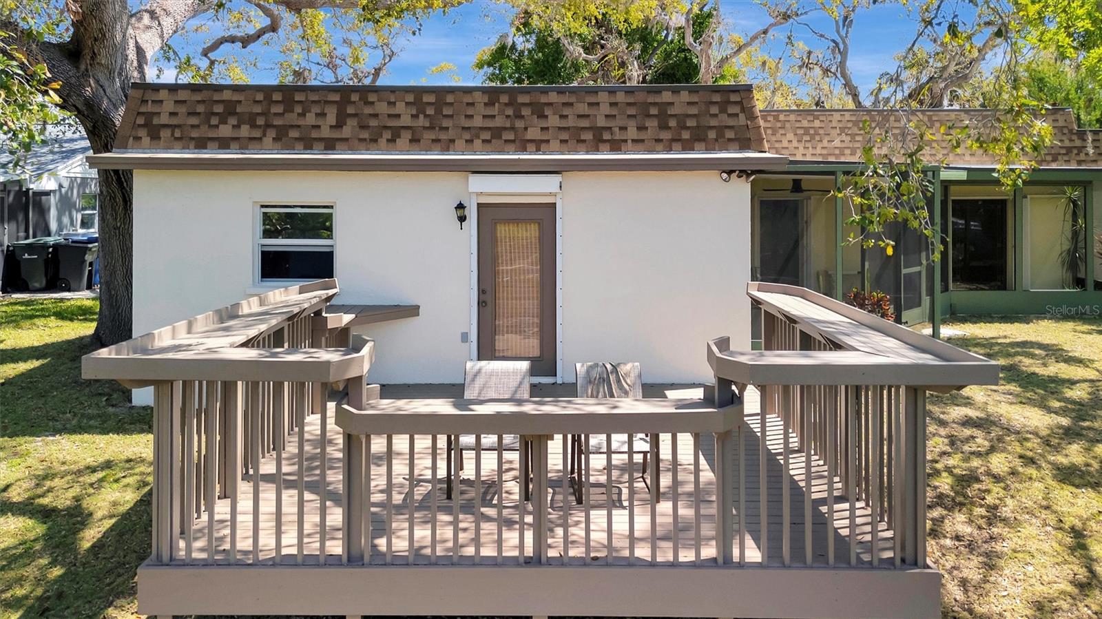 SOUTH GATE - Residential