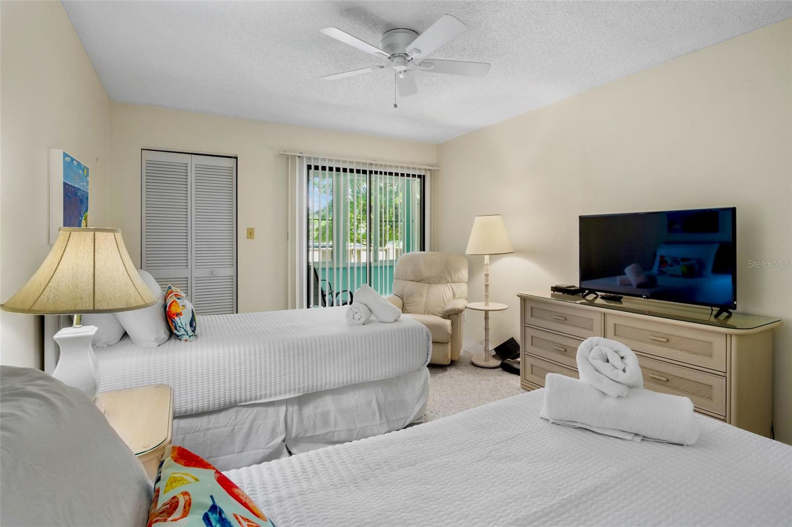 WESTBAY POINT & MOORINGS II - Residential