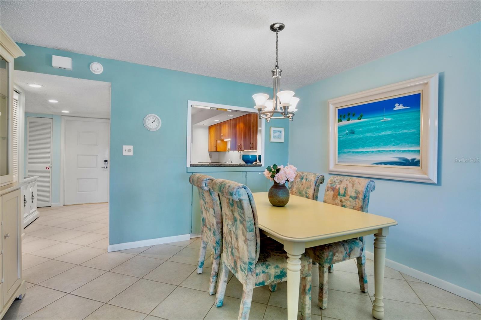 WESTBAY POINT & MOORINGS II - Residential
