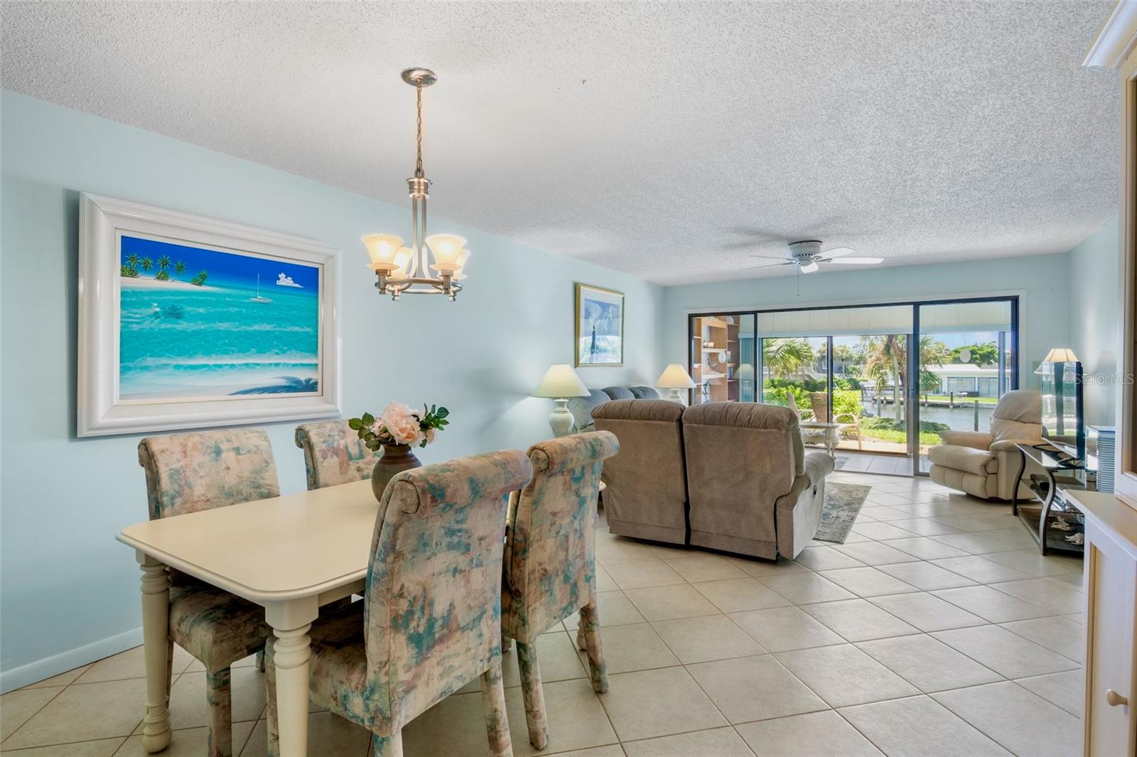 WESTBAY POINT & MOORINGS II - Residential