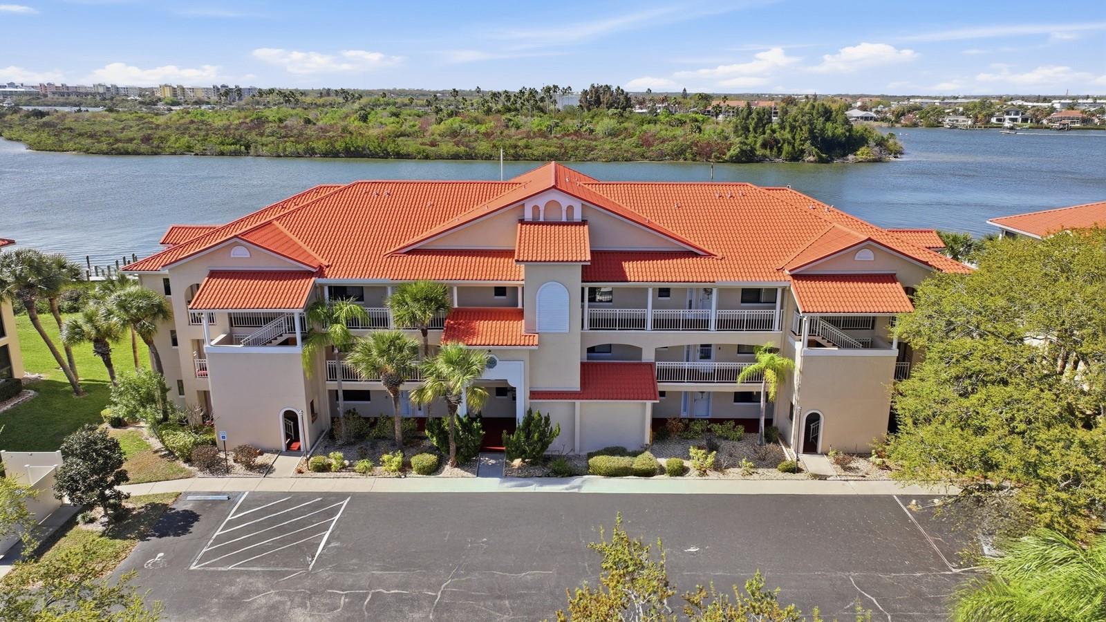 BOUCHELLE ISLAND CONDO II - Residential