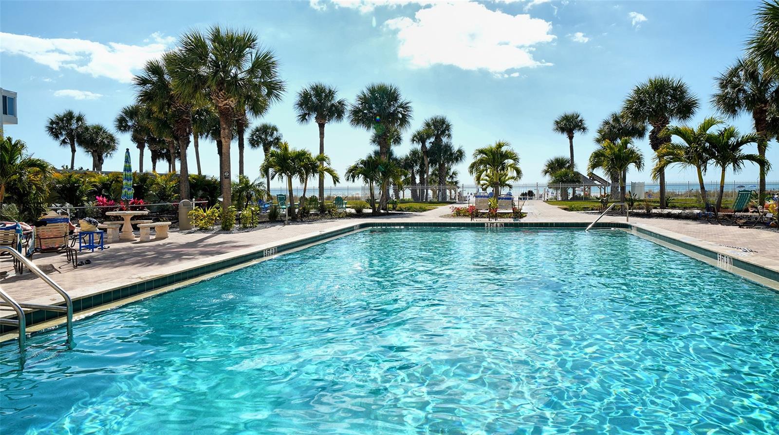 HORIZONS WEST - Residential