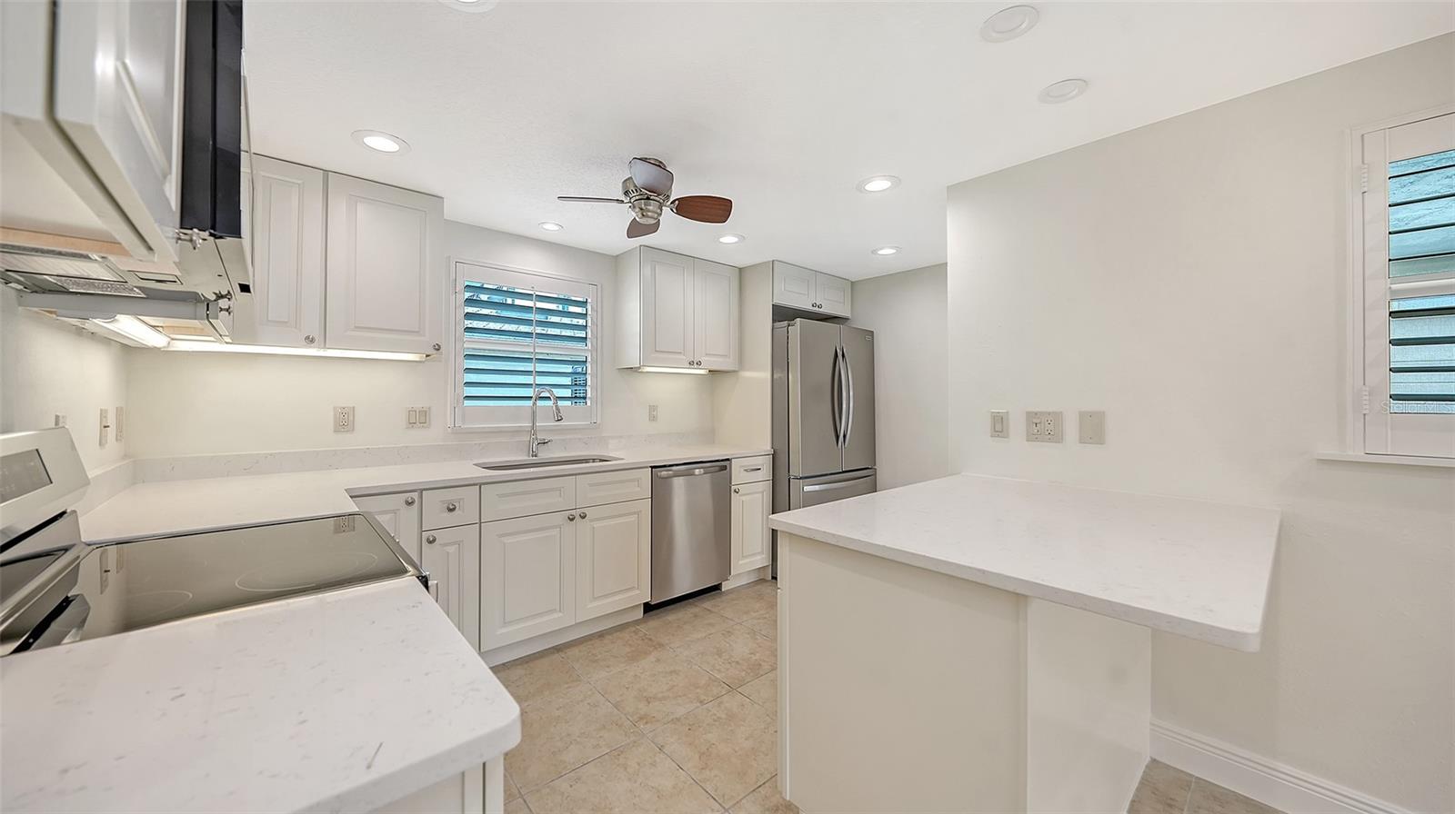 HORIZONS WEST - Residential