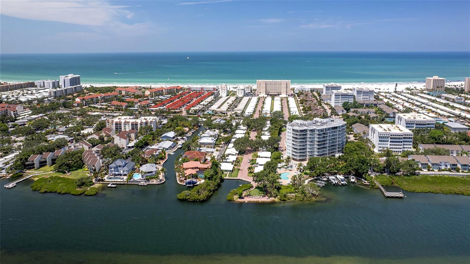 HORIZONS WEST - Residential