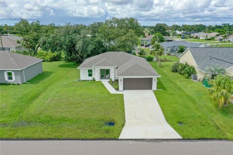 A home in PORT CHARLOTTE