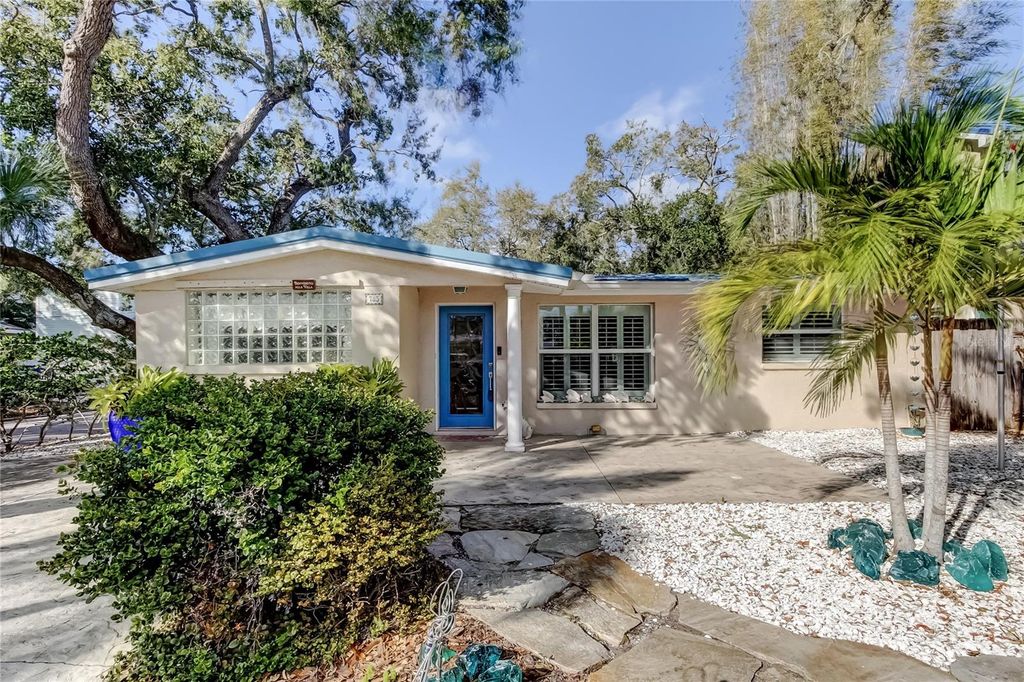 Photo of 785 5th Street S, Safety Harbor, FL 34695 (MLS # TB8375848)