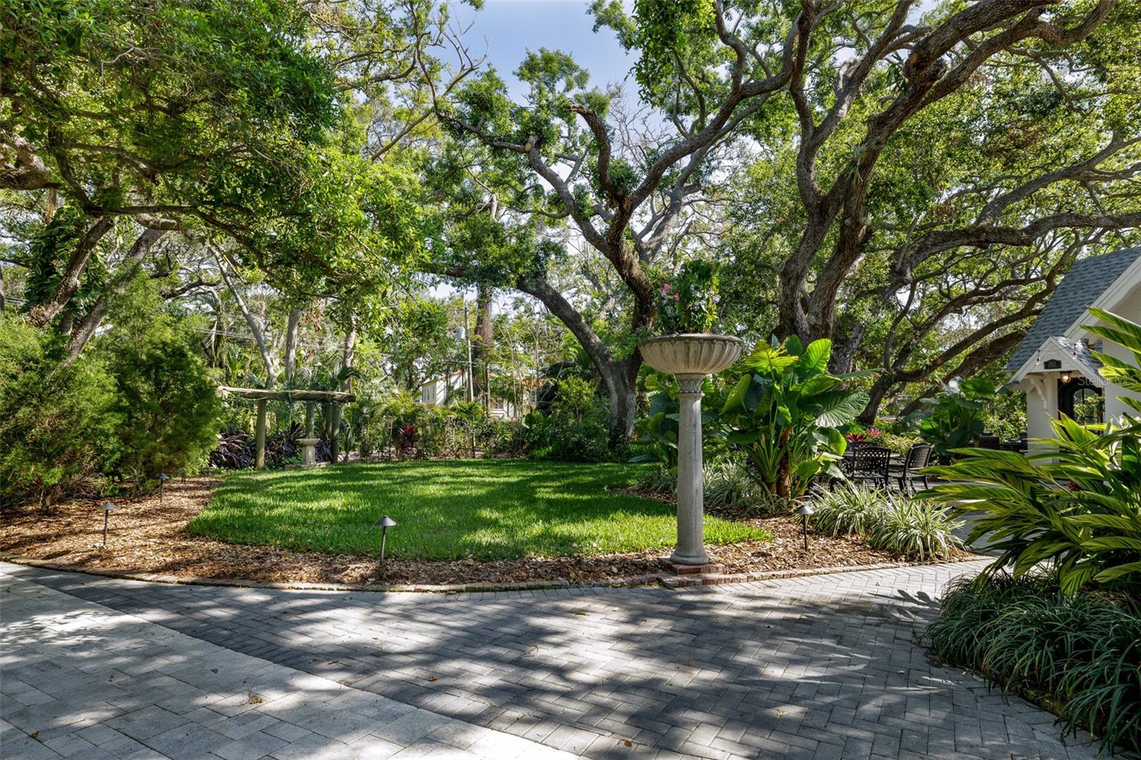 2521 DRIFTWOOD ROAD SE