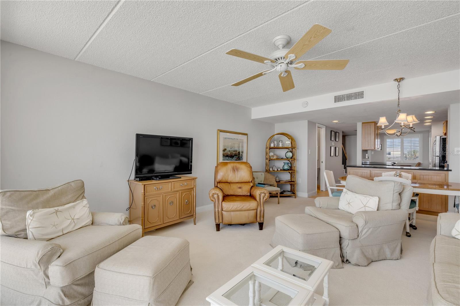 PELICAN - Residential