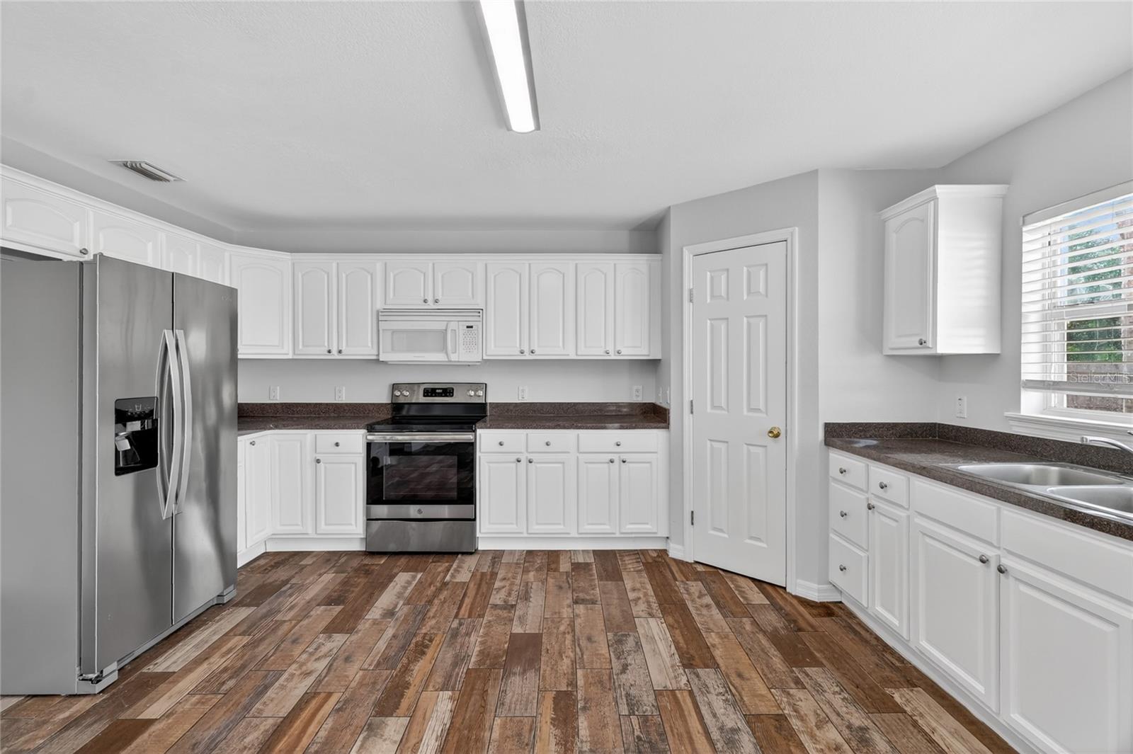 SAVANNAH ESTATES - Residential