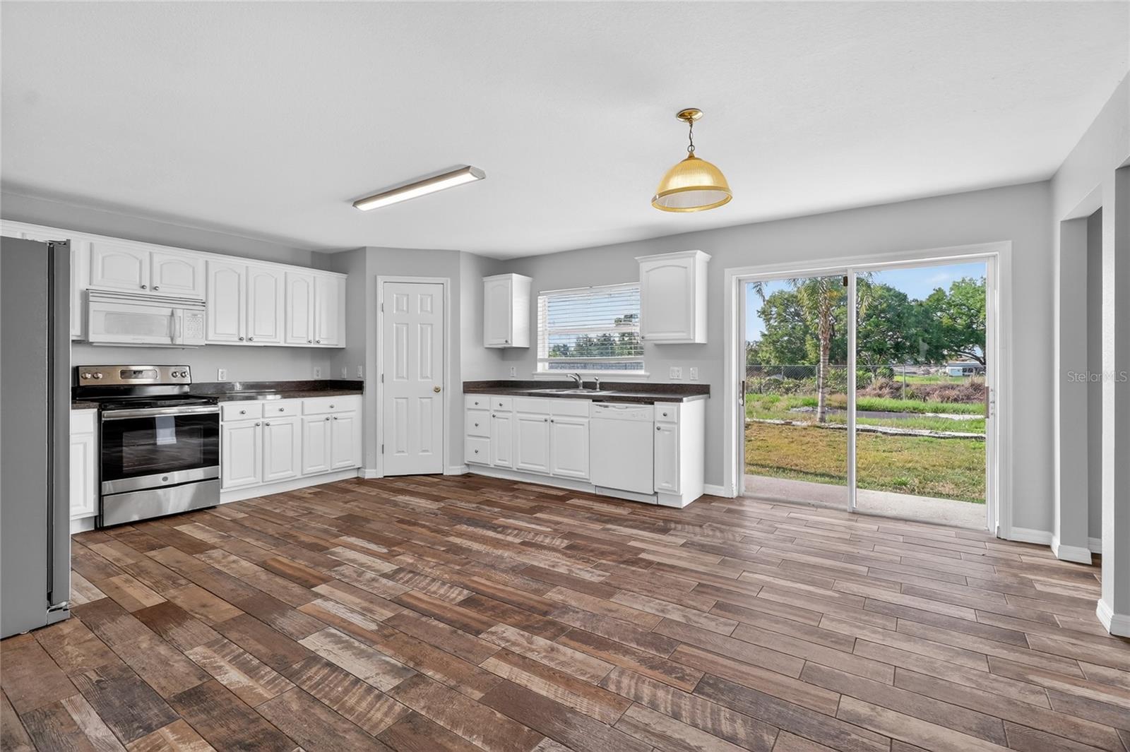 SAVANNAH ESTATES - Residential