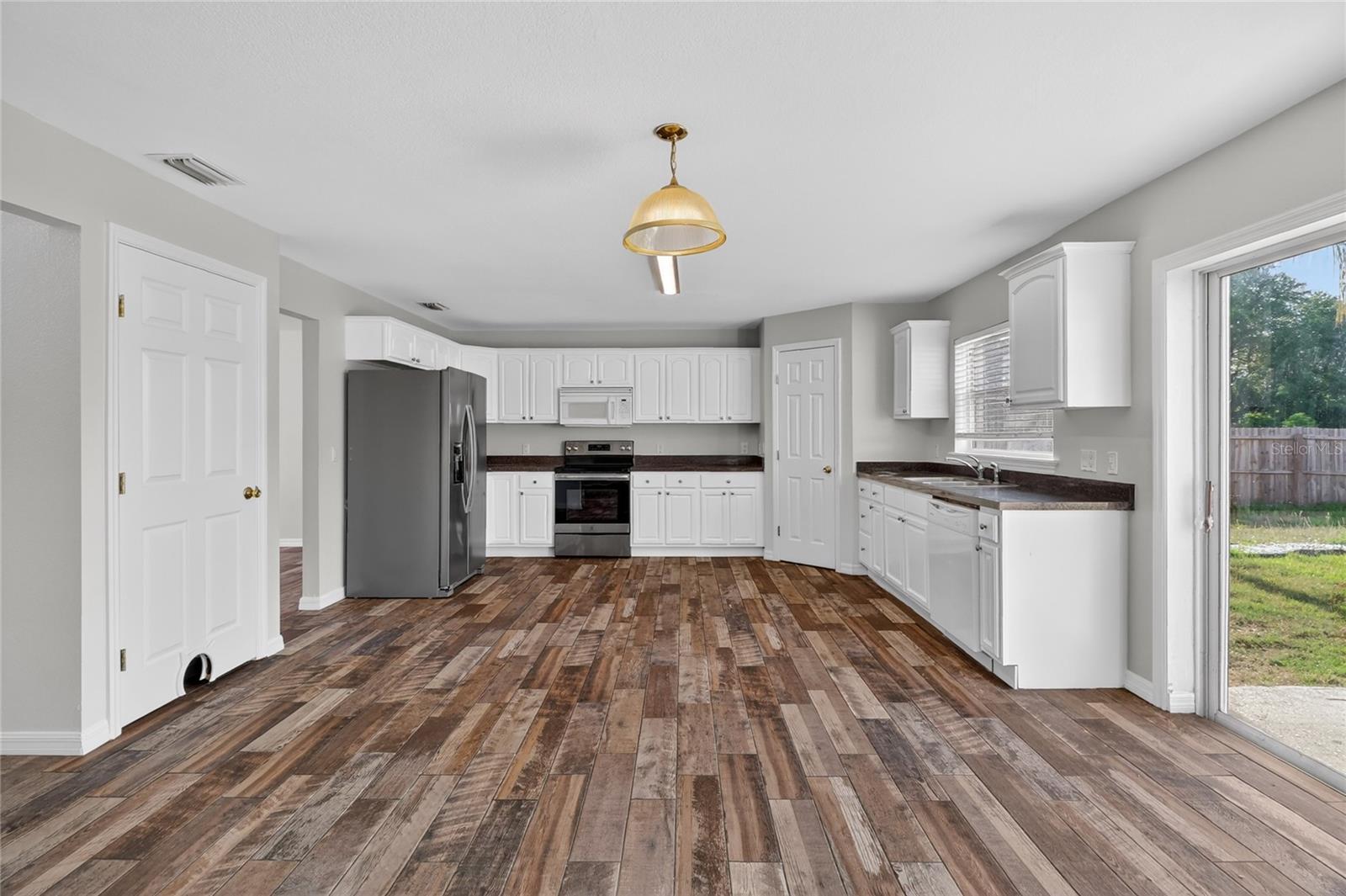 SAVANNAH ESTATES - Residential