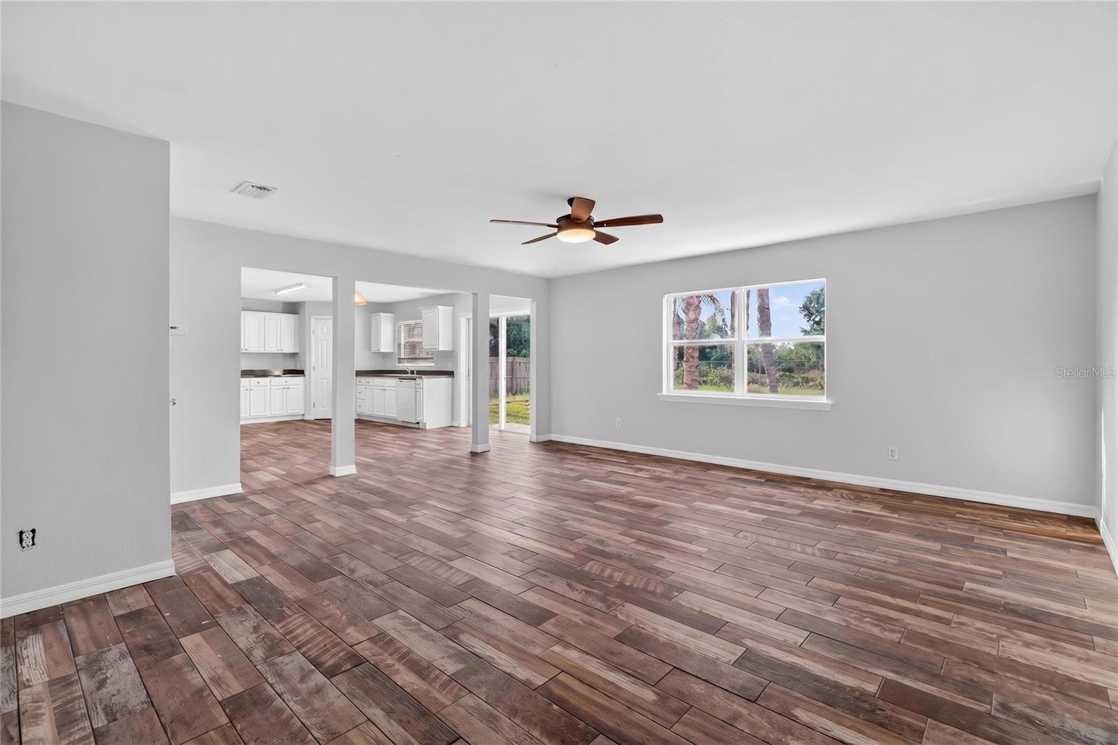 SAVANNAH ESTATES - Residential