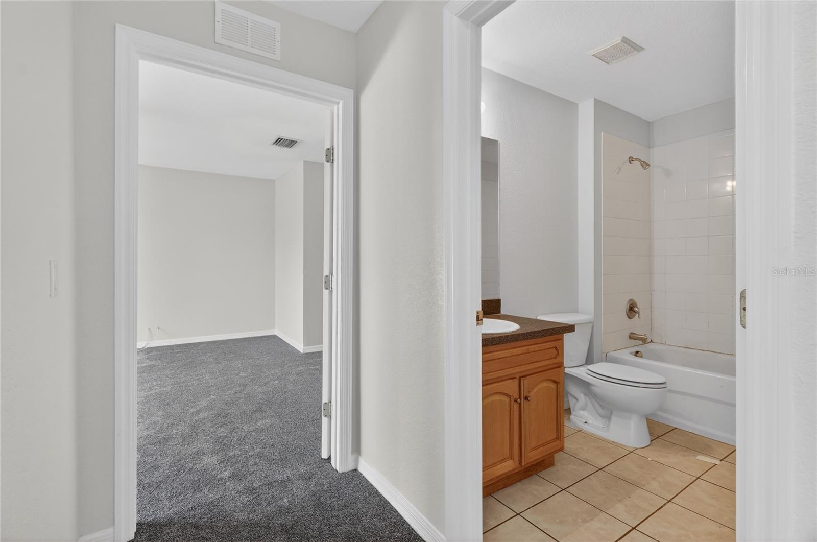 SAVANNAH ESTATES - Residential