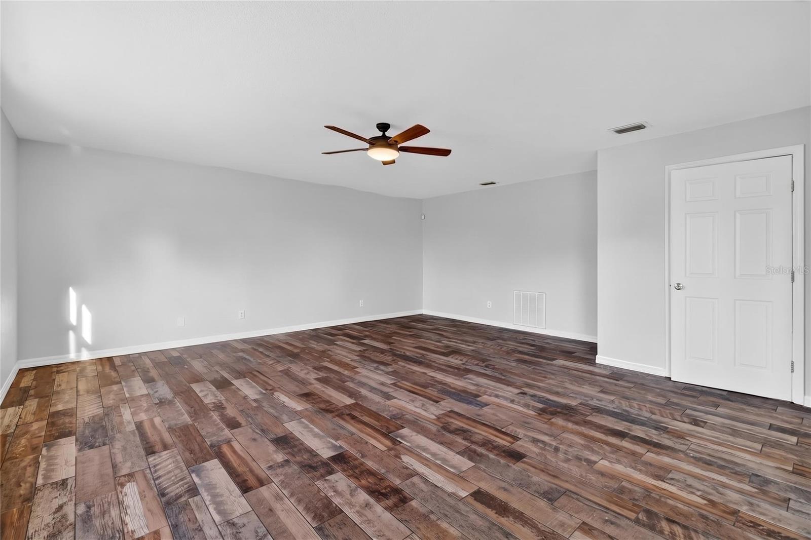 SAVANNAH ESTATES - Residential