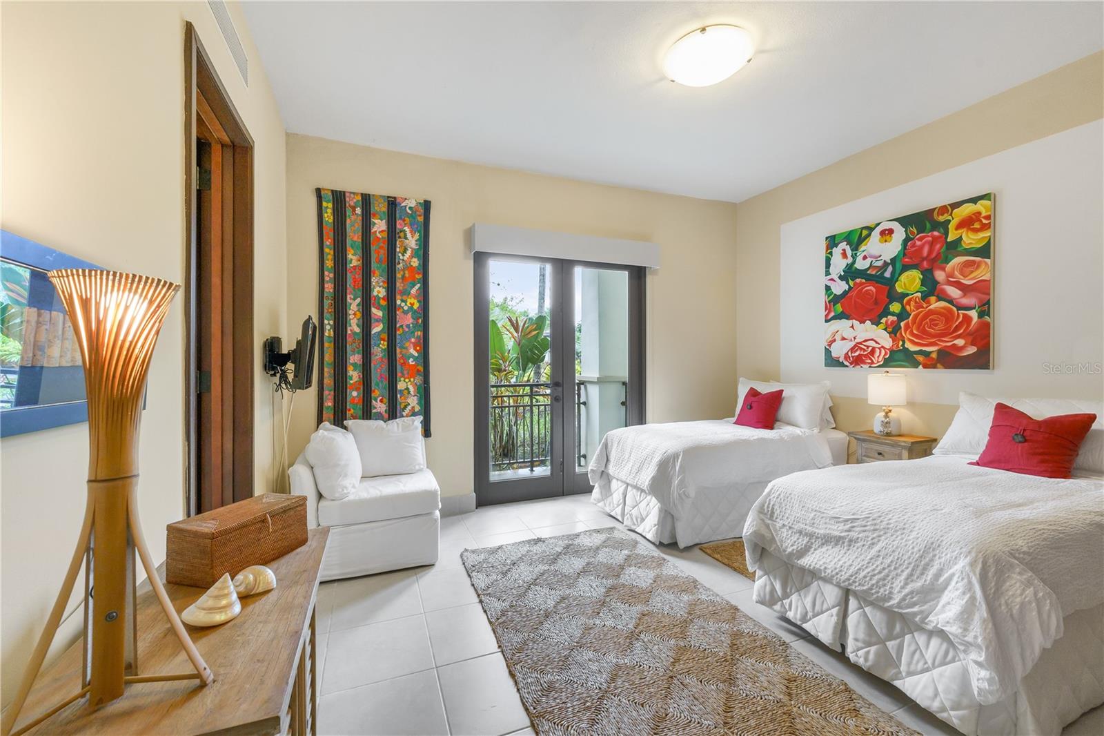 LAS VERANDAS CONDOMINIUM - Residential