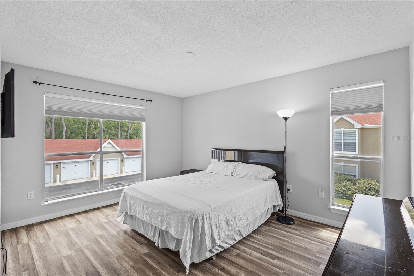 THE HIGHLANDS AT HUNTERS GREE - Residential Lease