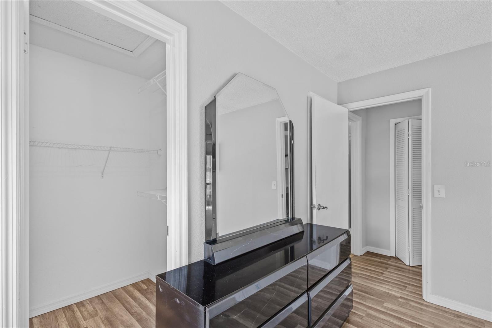 THE HIGHLANDS AT HUNTERS GREE - Residential Lease