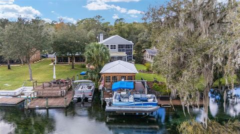 A home in DUNNELLON