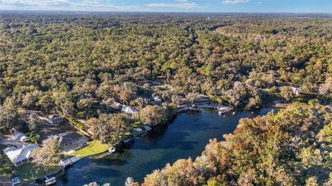 A home in DUNNELLON