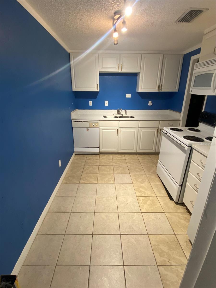 PRAIRIEWOOD - Residential