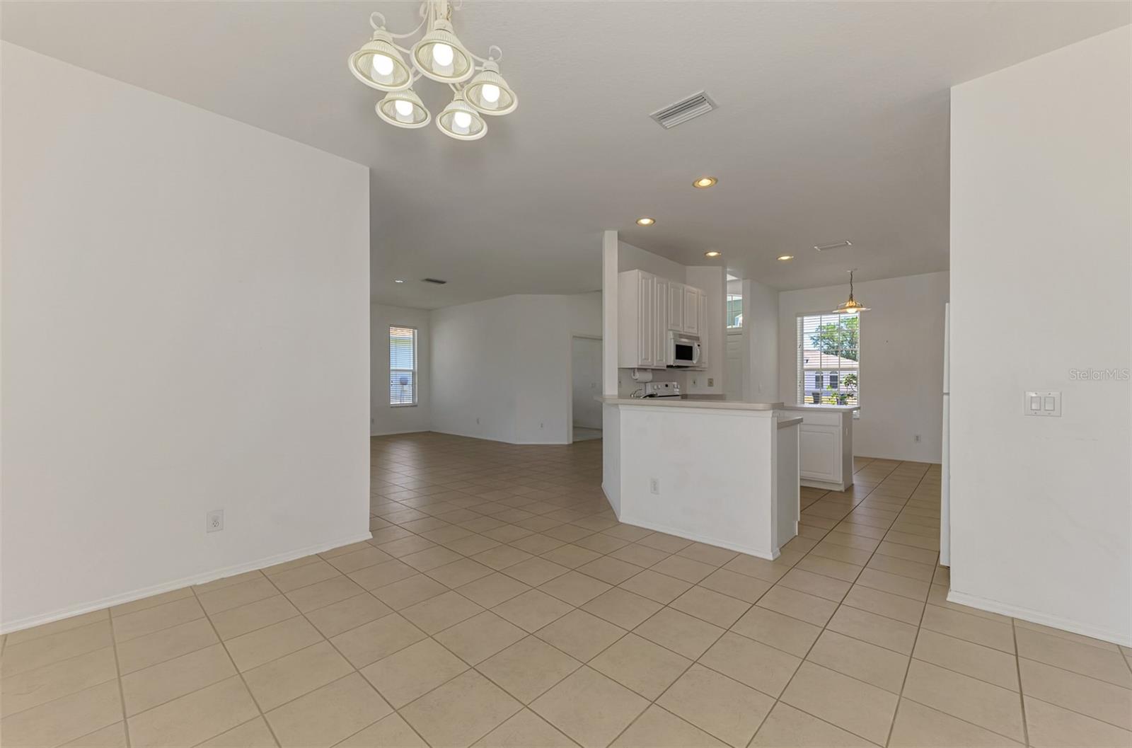 WOODMERE LAKES - Residential