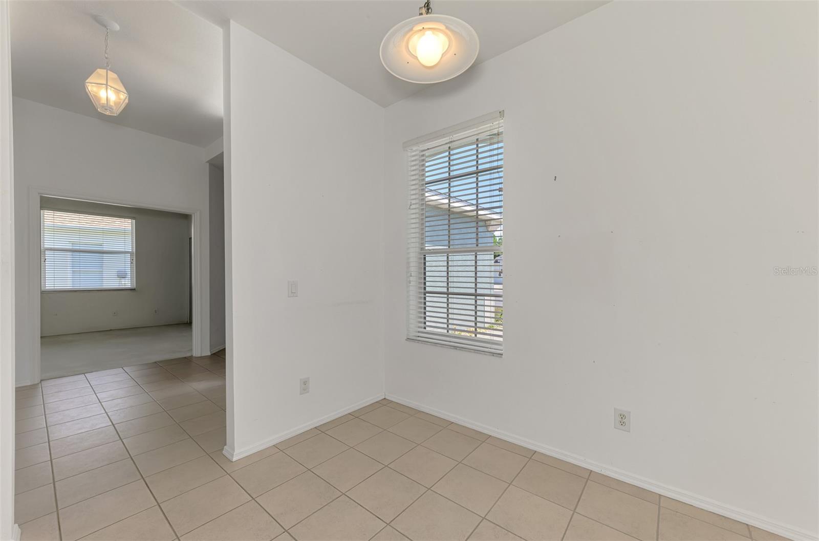 WOODMERE LAKES - Residential
