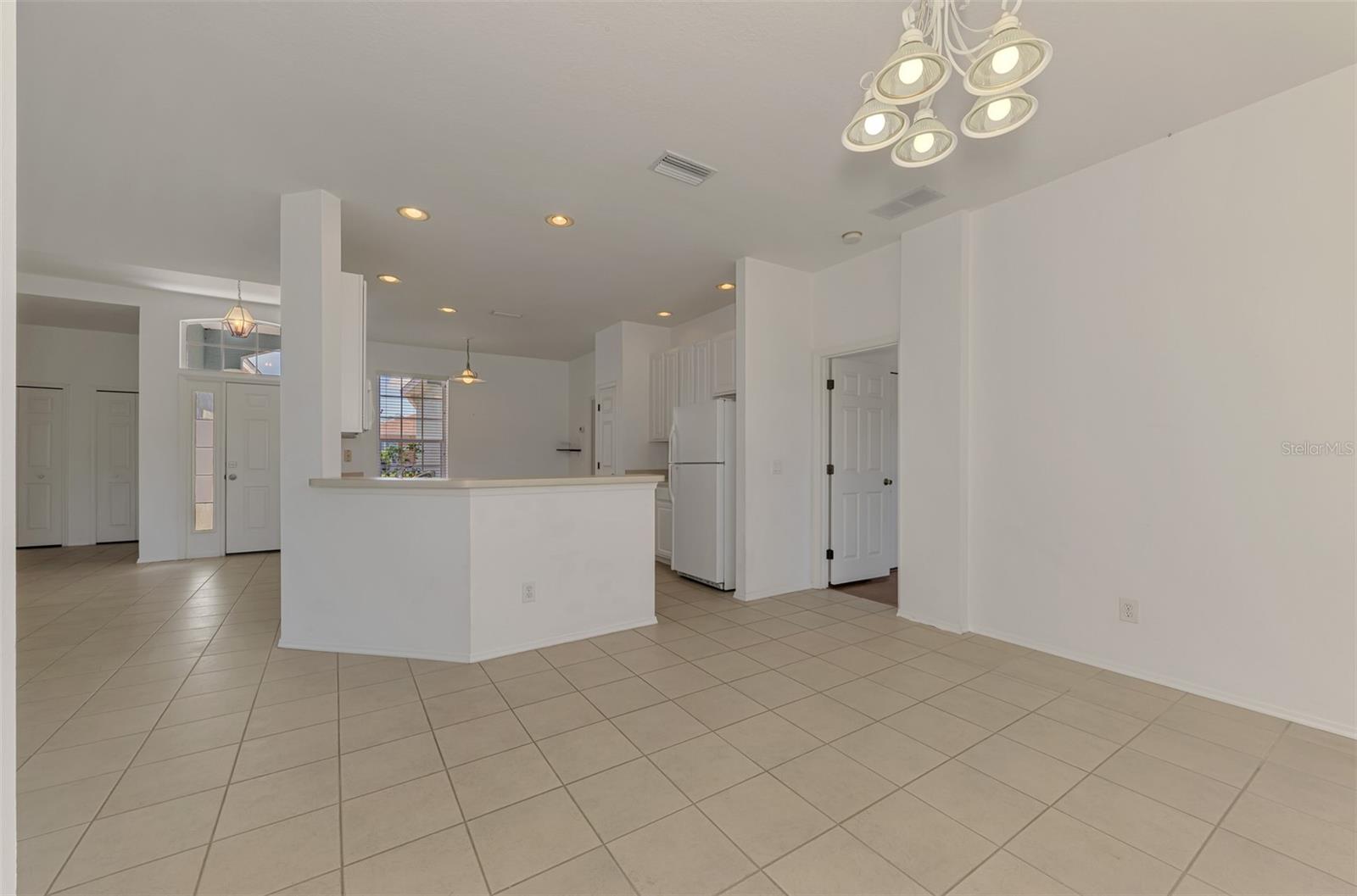 WOODMERE LAKES - Residential